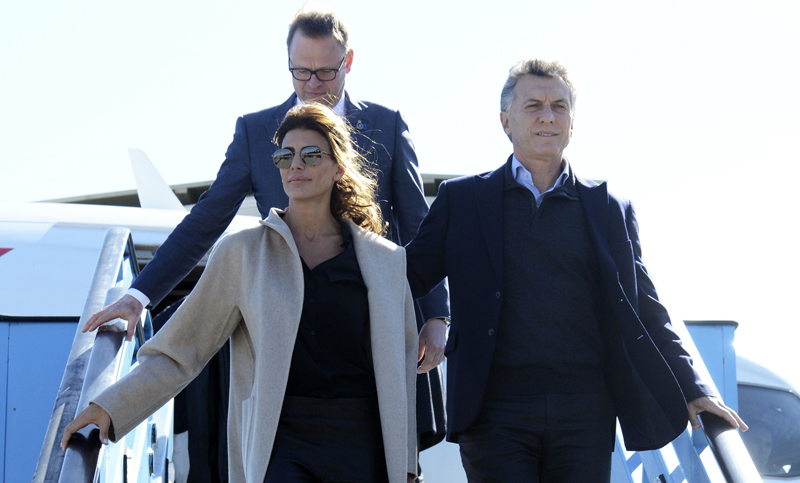 Macri llegó a Holanda con foco en lo comercial y encuentros con los reyes