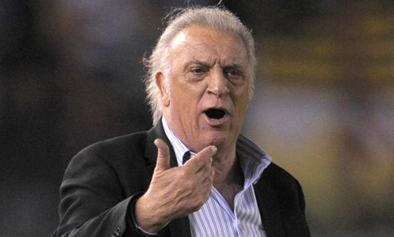 Alfio Basile recibió el alta médica y regresó a su domicilio