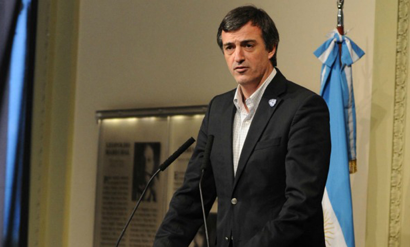 Para Bullrich un sueldo «razonable» para maestros con jornada extendida debería estar en los 30.000 pesos