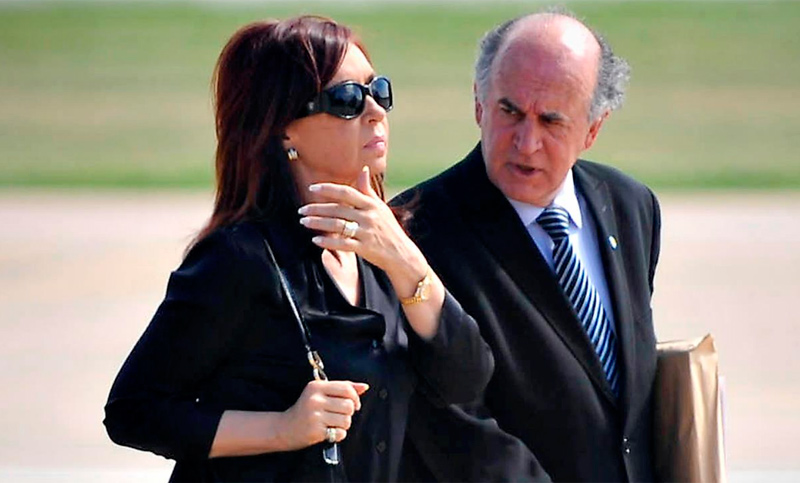 Archivaron causa contra Cristina Kirchner y Parrilli por una escucha sobre Stiuso