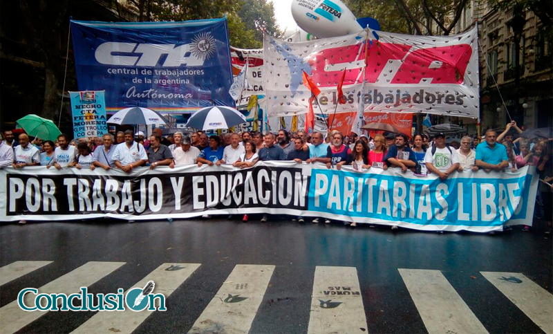 Multitudinaria marcha de la CTA contra el ajuste y el desempleo