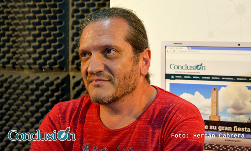 Darío Sztajnszrajber: «Las etiquetas anulan la posibilidad de reflexión»