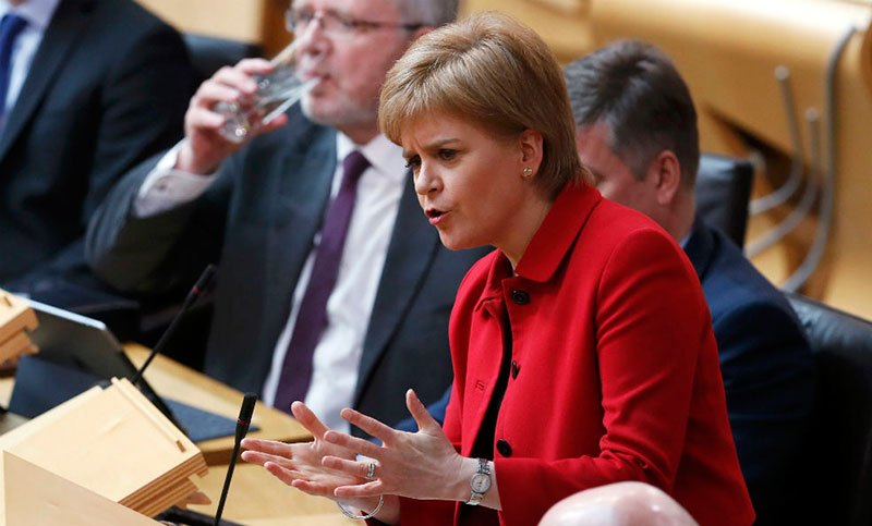 Escocia pide oficialmente un nuevo referéndum de independencia