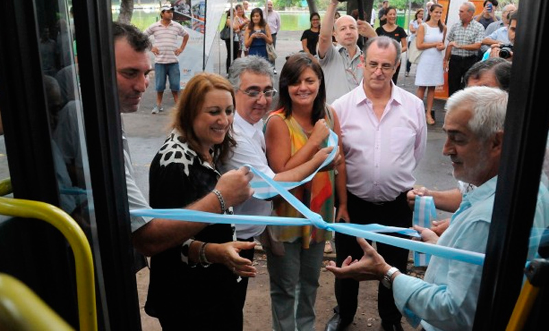 Presentan nuevas unidades del sistema de transporte urbano