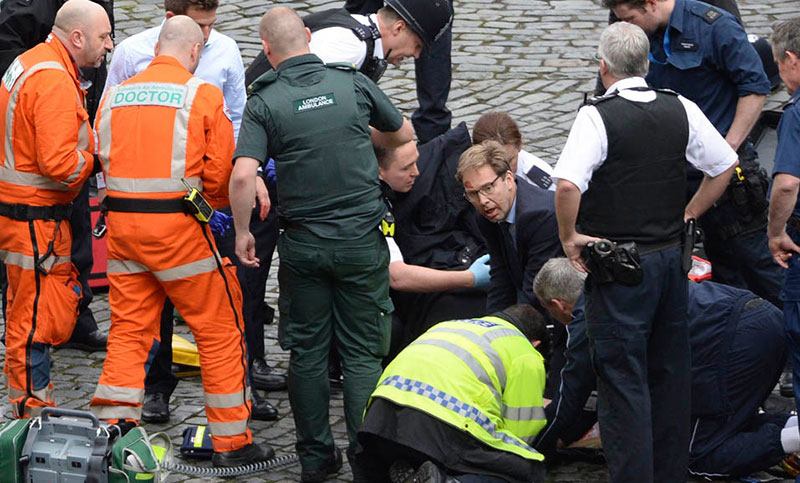 Revelan la verdadera identidad del atacante de Londres y detienen a otras dos personas
