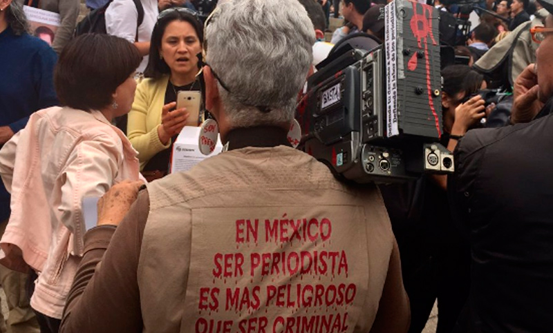 México: multitudinaria marcha en repudio por asesinatos de periodistas