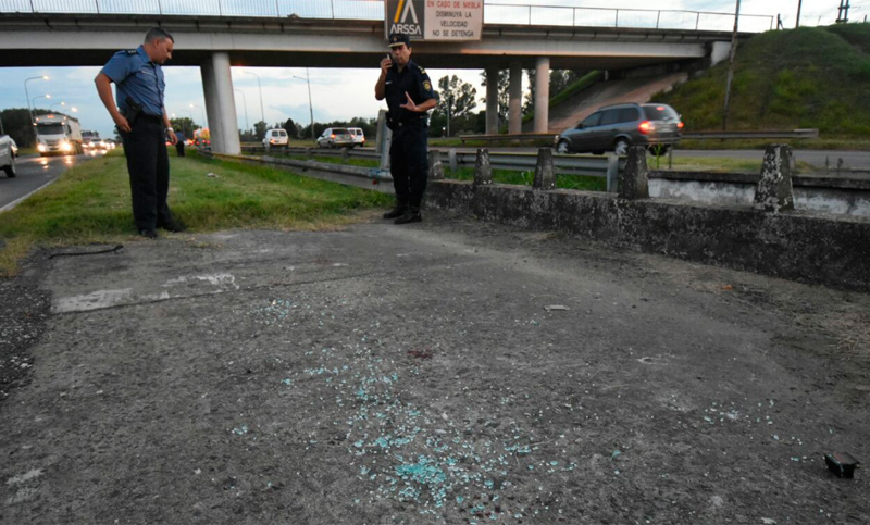 Ametrallaron la camioneta que trasladaba a Luis «Pollo» Bassi a la cárcel de Coronda