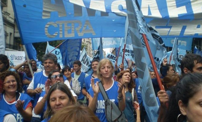 No hubo acuerdo y los docentes provinciales van a asamblea