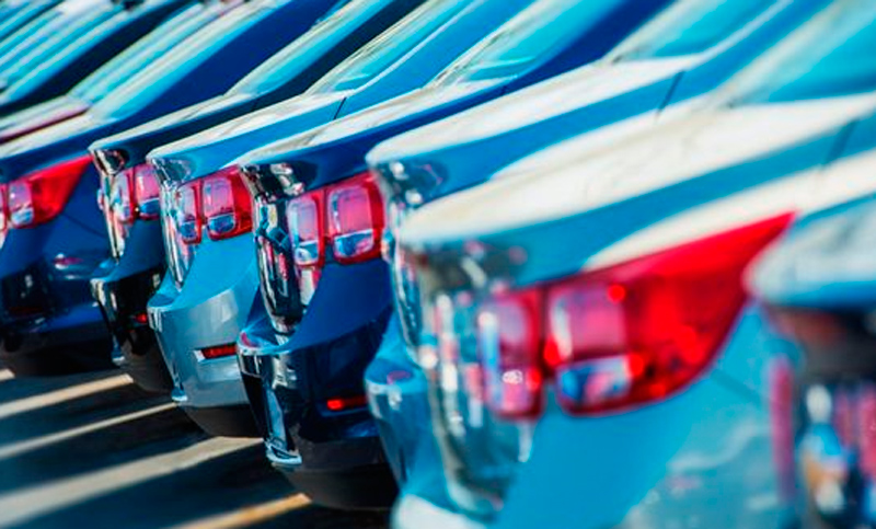 Hubo un récord de patentamiento de vehículos importados en 2017, según Ecolatina
