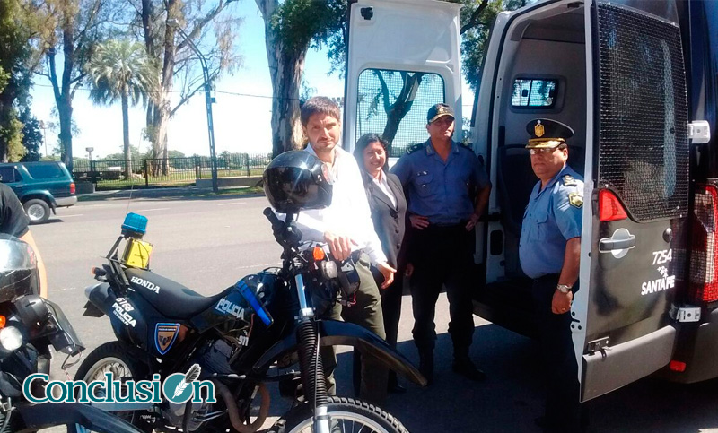 Entregaron nuevas unidades móviles a la Policía de Santa Fe