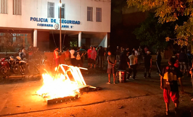 Denuncian operativo a los tiros en un comedor comunitario de Lanús
