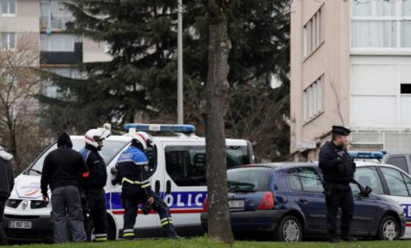 Francia: el padre del atacante abatido en París niega que su hijo haya sido terrorista