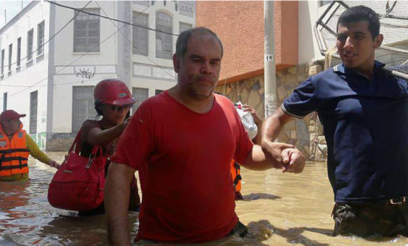 Al menos 97 muertos y 124.000 damnificados por las inundaciones en Perú