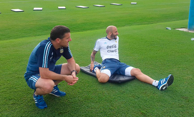 Pinola ya se sumó a los entrenamientos de la selección pensando en Bolivia