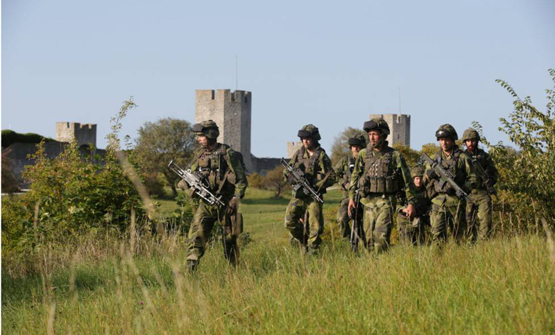 Suecia restableció el servicio militar obligatorio luego de siete años