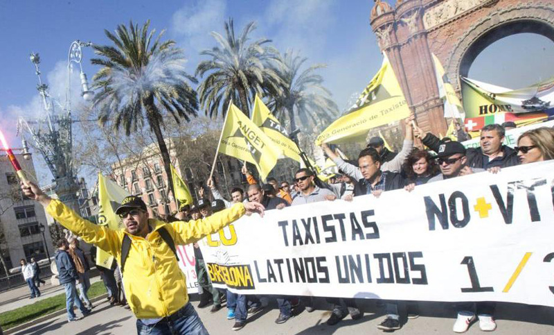 España: miles de taxistas realizaron una huelga contra Uber