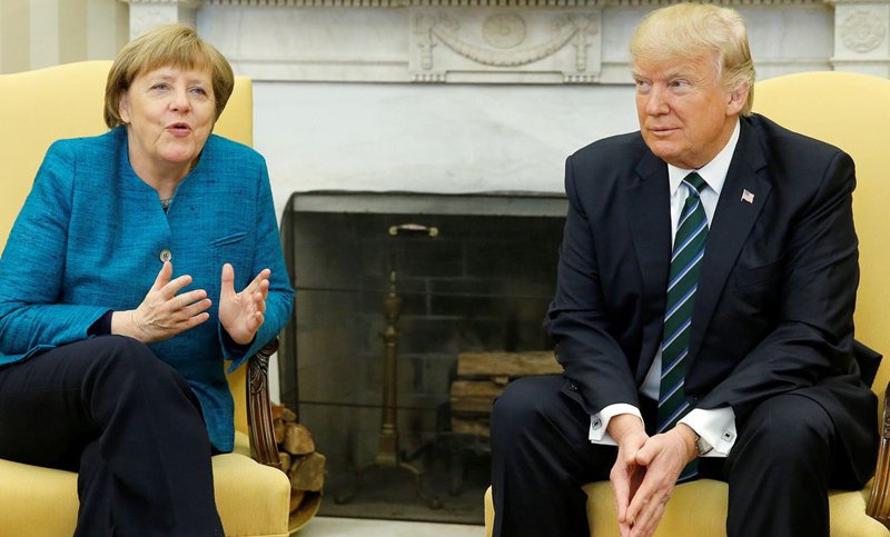 Trump y Merkel y una reunión que dejó mucho para analizar
