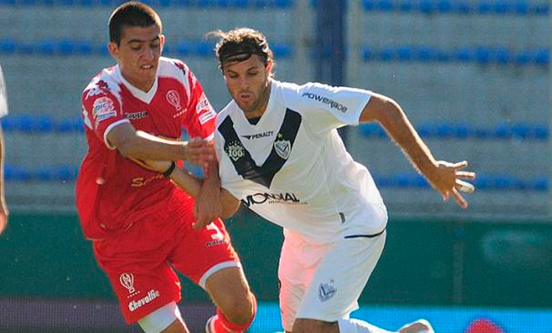 Dos partidos cierran este lunes la fecha del fútbol argentino