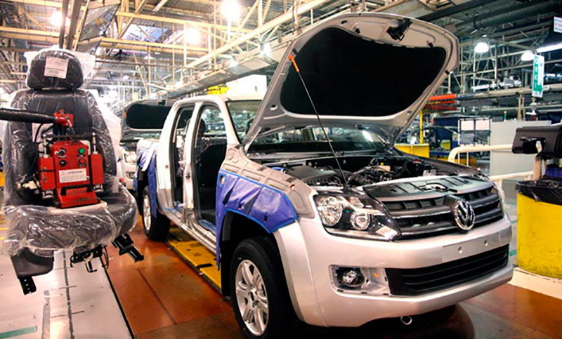 Volkswagen cerró un acuerdo para que no haya despidos hasta 2018