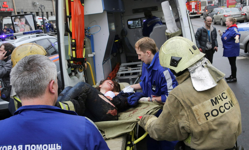 Son once los muertos por la explosión en el subterráneo en Rusia