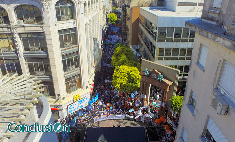 La marcha del movimiento sindical desde el aire