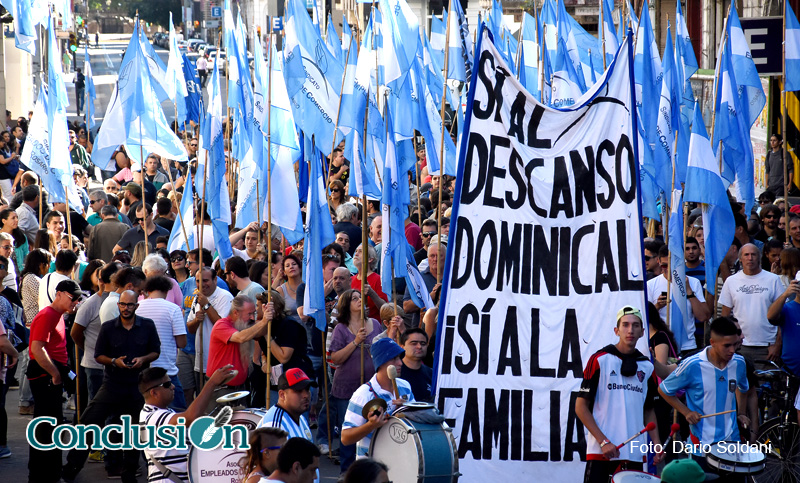 El gremio mercantil indicó que más del 95% de los comercios adhirieron al paro nacional