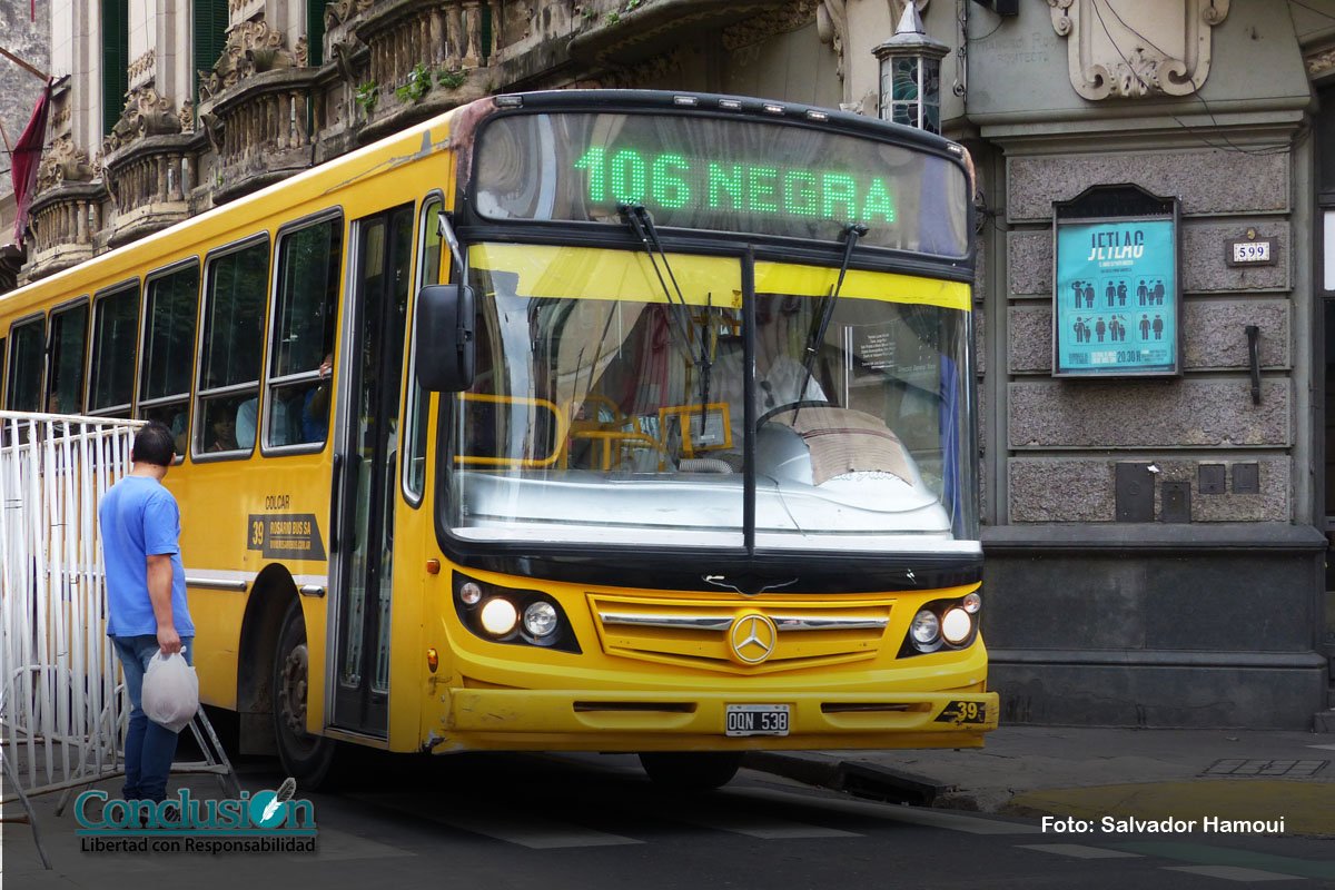 Vía Crucis: refuerzos y desvíos en transporte urbano de pasajeros