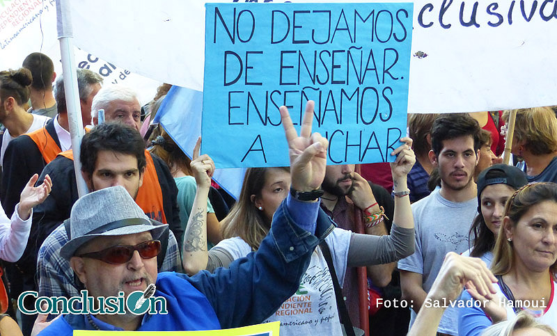 Asistentes escolares marcharán al ministerio con varios pedidos inconclusos
