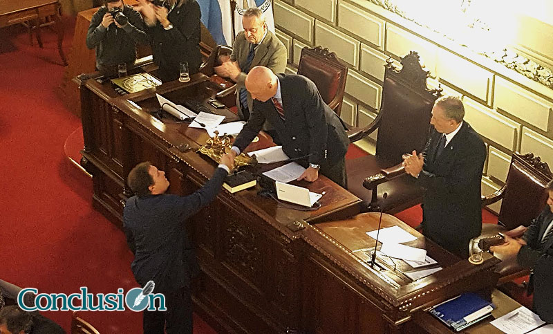 La Cámara de Diputados de la provincia ratificó a Bonfatti como presidente