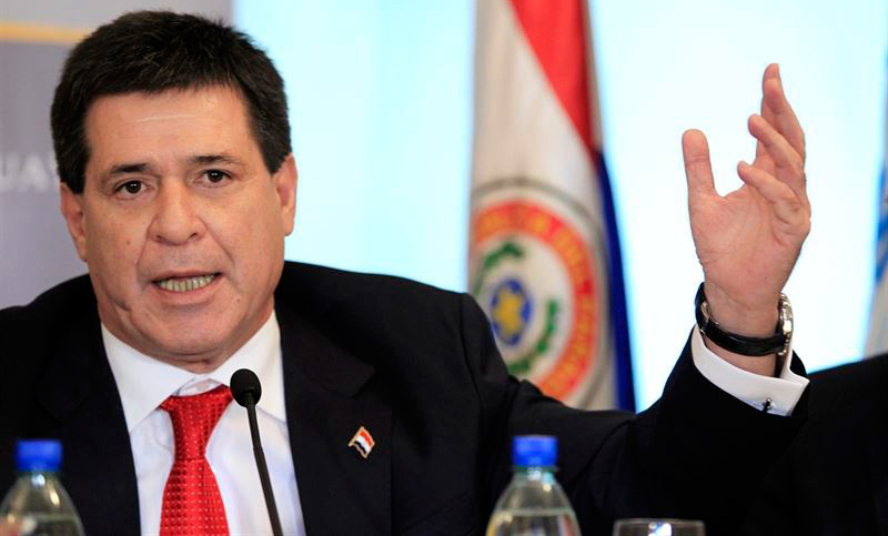 Cartes llamó a una mesa de diálogo en Paraguay, pero los radicales no irán