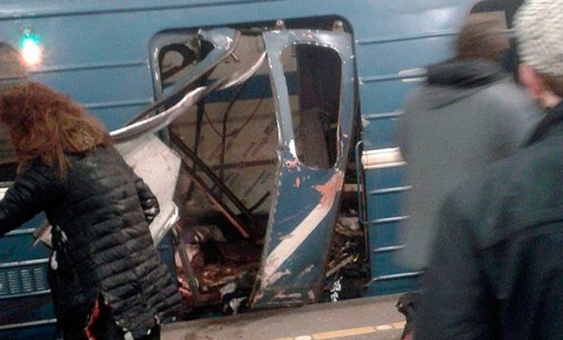 Pánico en San Petersburgo: 10 muertos tras una explosión en un subte