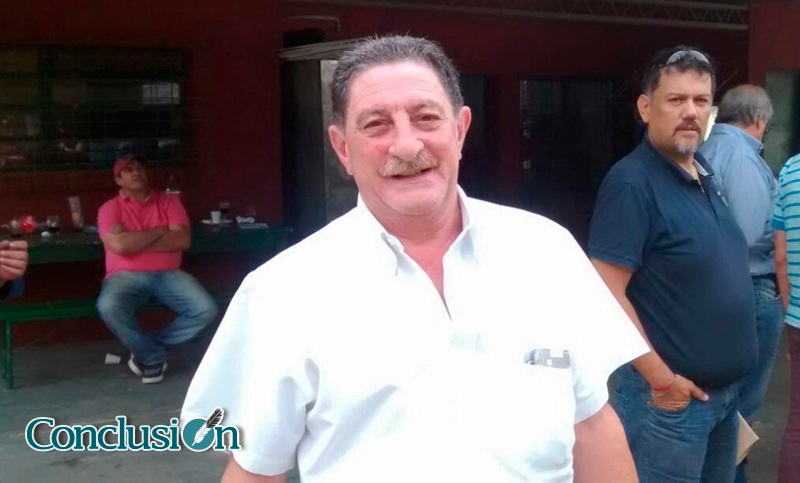 Viviani propuso hacer tareas comunitarias en una Iglesia