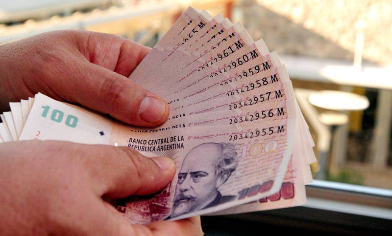 Alerta para los abuelos: nueva modalidad de estafa los tiene como blanco