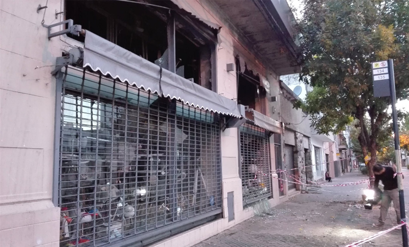 Severos daños en local de venta de artículos de electricidad en Pichincha