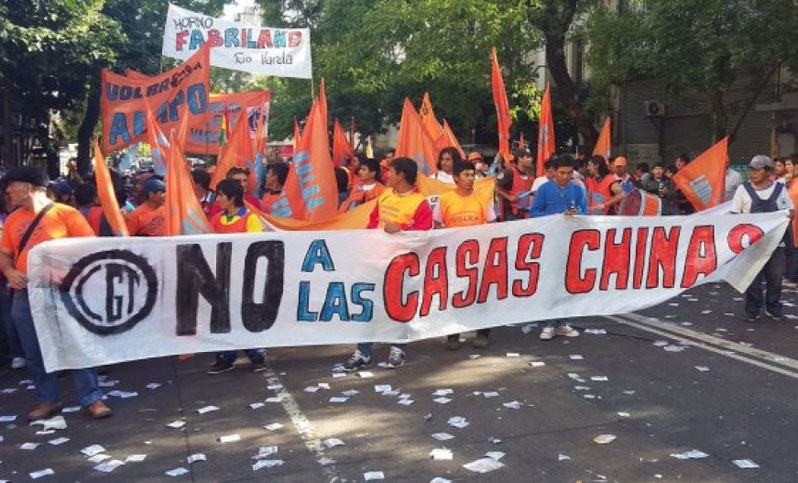 Alarma en la construcción por el arribo de casas desde China