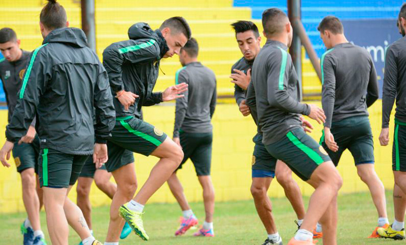 Central regresó a los entrenamientos y ya piensa en Temperley