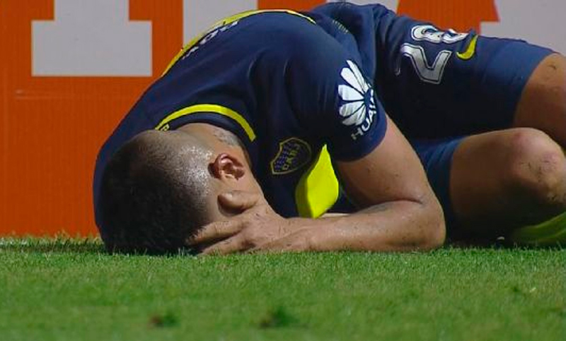 Un duro golpe para Boca: Centurión estará dos meses out