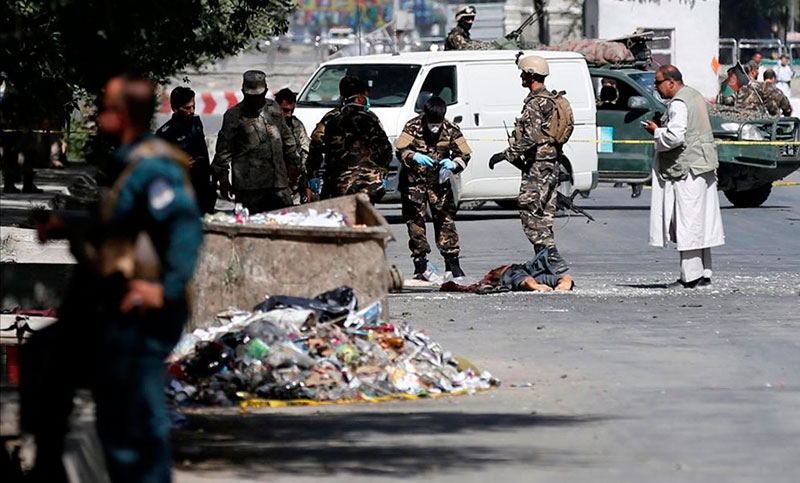 Un atentado suicida del Estado Islámico en Kabul deja al menos 5 muertos