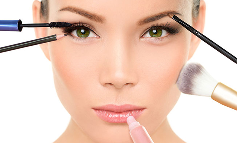 El negocio del maquillaje moviliza 280 millones de dólares en Argentina