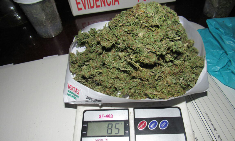 Patrullaje de Gendarmería: dos detenidos y secuestro de 300 dosis de marihuana
