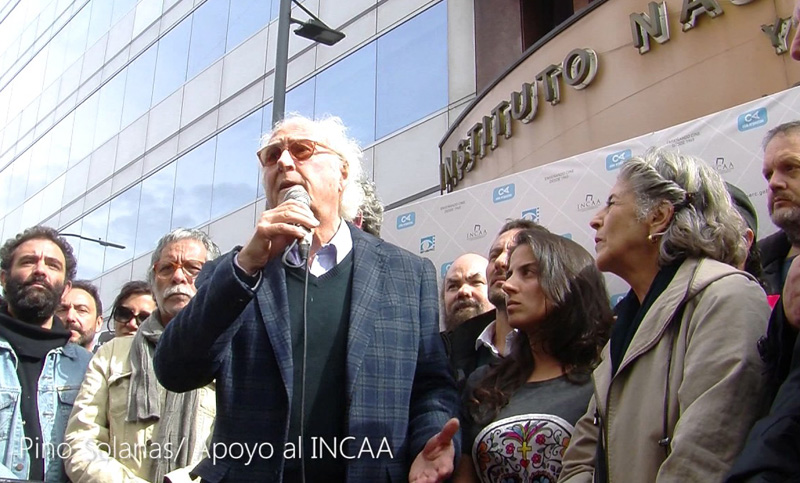 La industria cinematográfica se manifestó en las puertas del Incaa