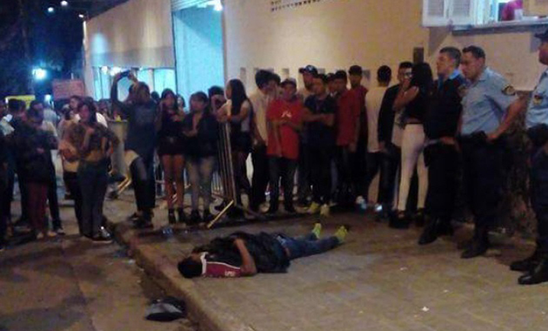 Un hombre murió mientras esperaba para ingresar a un show de “La Mona” Gimenez