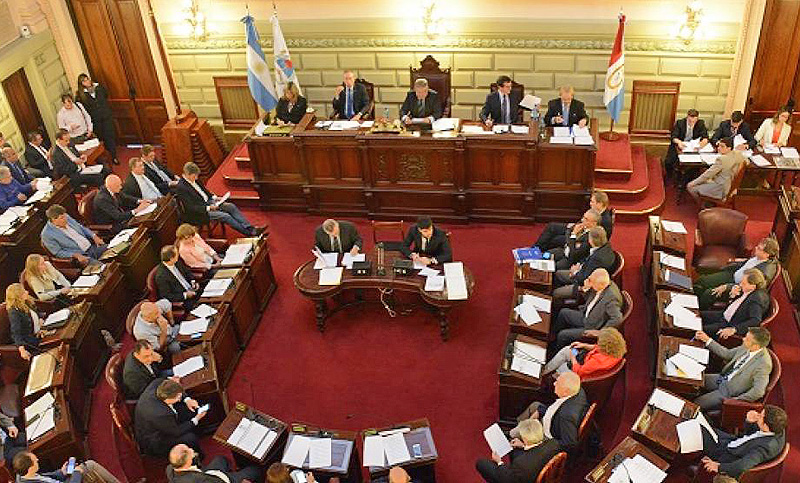 El Senado Provincial ratificó sus autoridades y los diputados no sesionaron