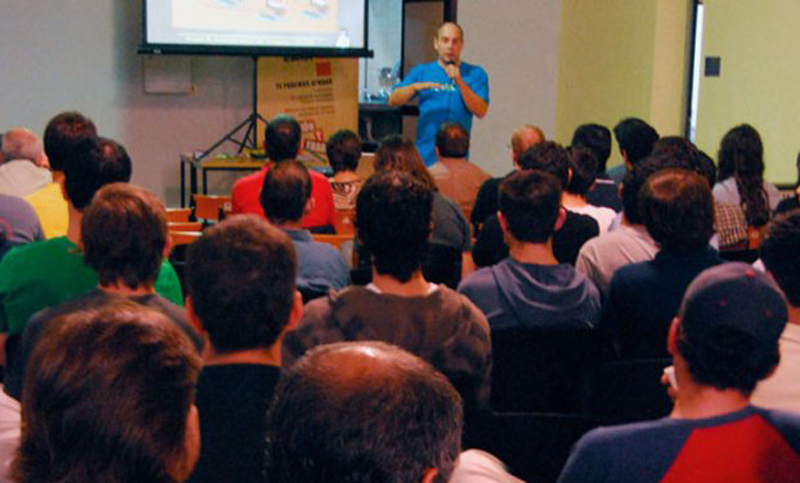 El Festival de Software Libre reunió a cientos de especialistas en Buenos Aires