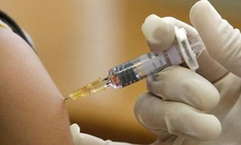 Hospitales y centros de salud ya cuentan con la vacuna antigripal