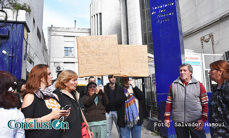 Protesta de trabajadores del Sanatorio de los Nuevos Ayres