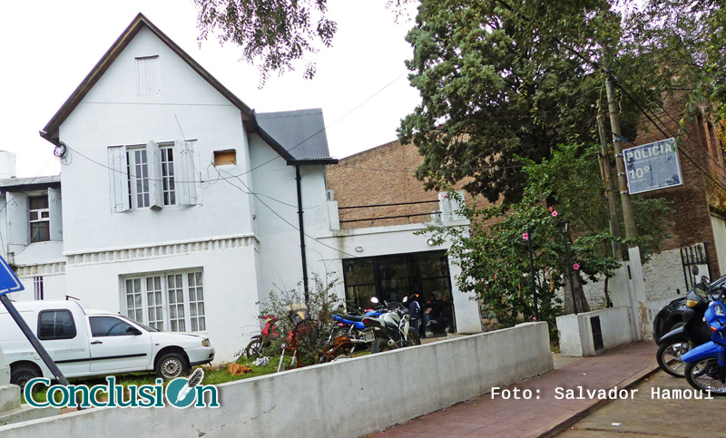 Confirmado: mujer fallecida en la comisaría 10ª sufrió «paro cardiorrespiratorio»
