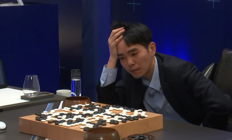 Un sistema de inteligencia artificial le ganó al número uno del mundo en el juego Go