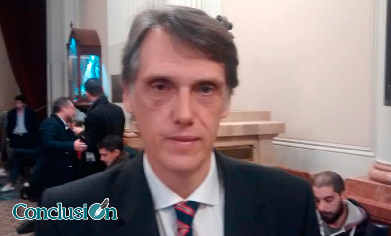 El diputado Pablo Kosiner dijo que «el Gobierno prefiere manejarse con DNU»