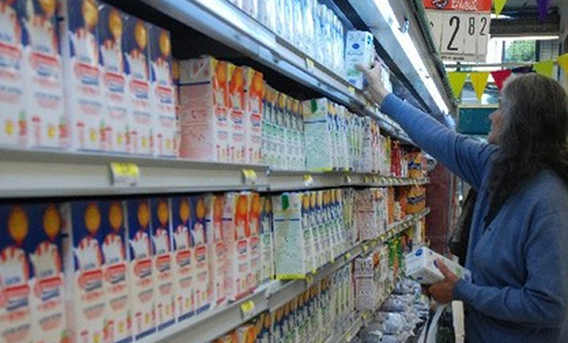 Se disparó el precio de los lácteos, y el consumo se desplomó